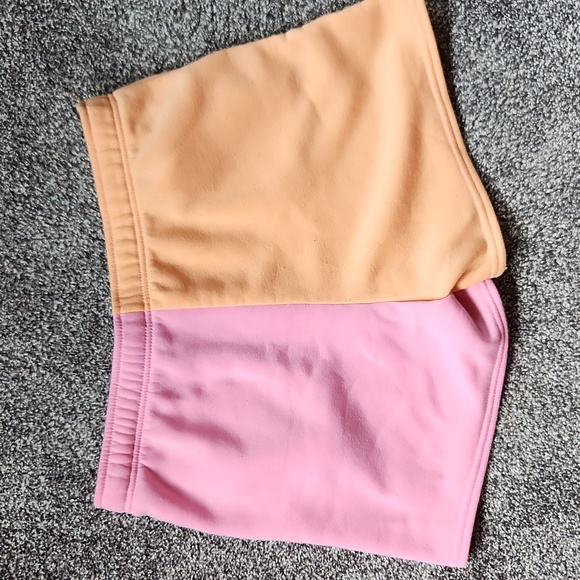 No Boundaries Colorblock High Waisted Lounge Sweat Shorts - Picture 6 of 6